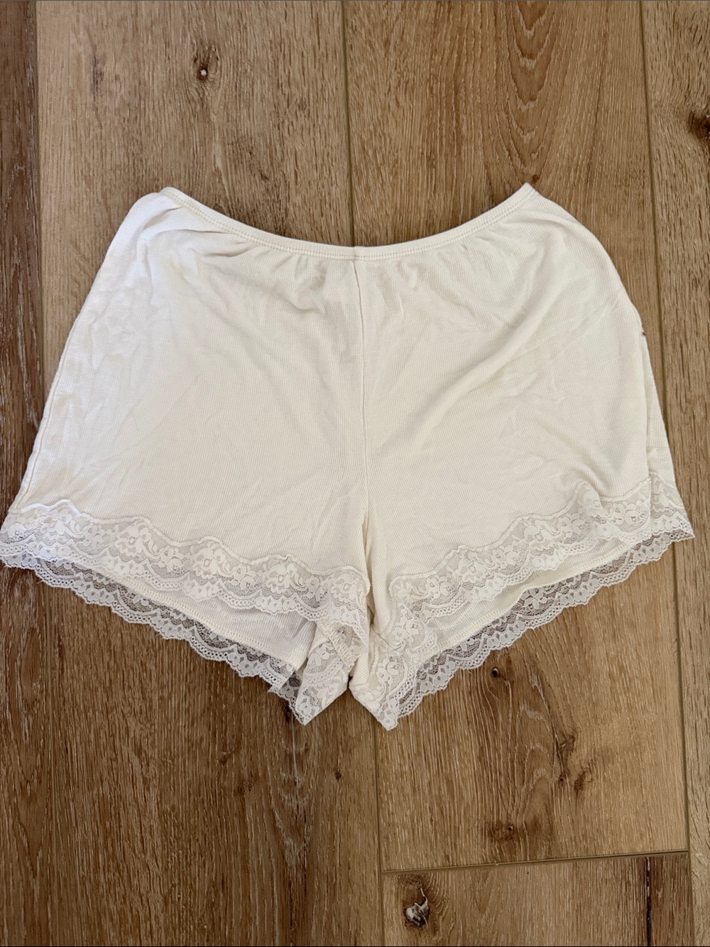 Auden | Cream Lace-Trim Sleep Shorts | size S